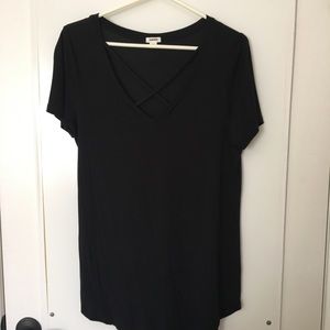 Black criss cross top